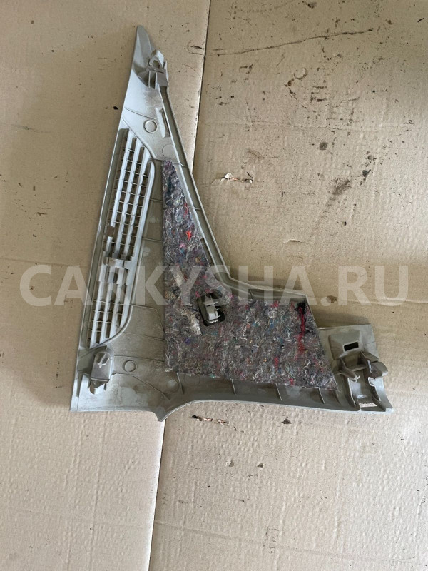 Обшивка багажника верх левая Renault Megane 2 Renault 20 оригинальный номер 8200235670