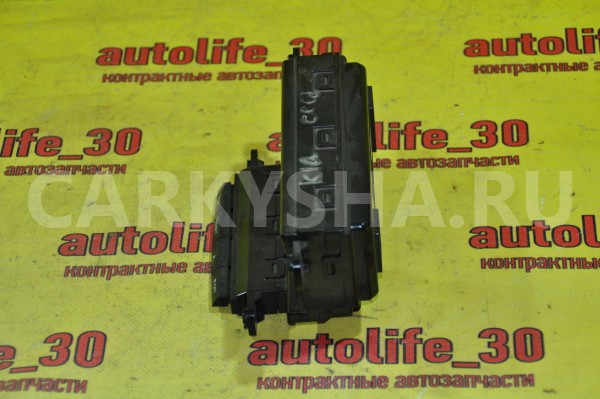 Дисплей информационный Kia Cee'd 