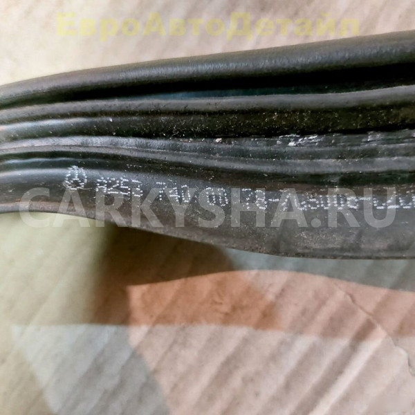 Уплотнитель крышки багажника Mercedes GLC X253 Mercedes-Benz GLC 