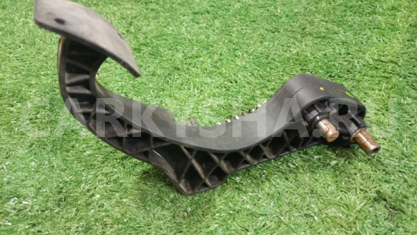 Педаль сцепления Citroen C3 FC TU5JP4 2005 Citroen C3 оригинальный номер 42286601