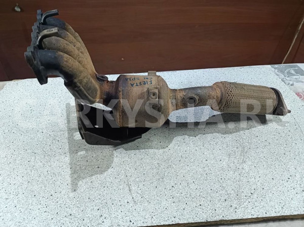 Коллектор выпускной Ford Fiesta Mk6 (2008—2013) Ford Fiesta оригинальный номер 1907696