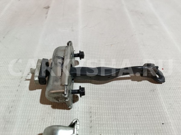 Ограничитель двери передний Ford Mondeo 