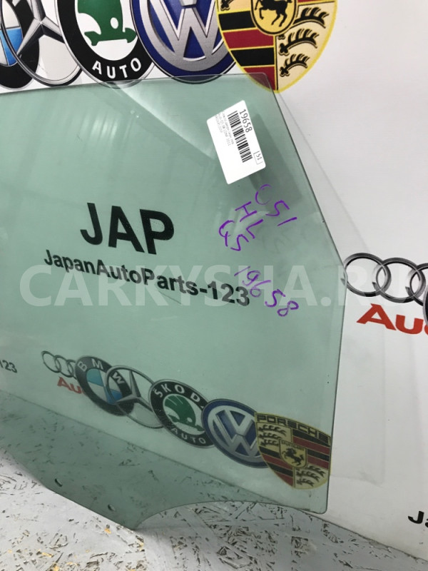 Стекло двери заднее левое Audi Q5 2011 Audi 200 