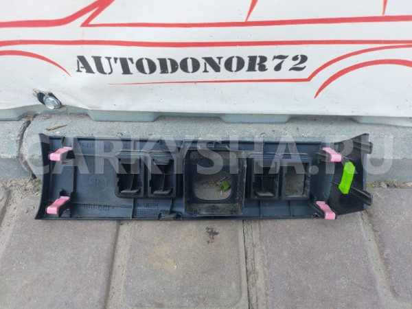 Накладка торпедо Toyota Avensis T270 Toyota Avensis оригинальный номер 5544605050