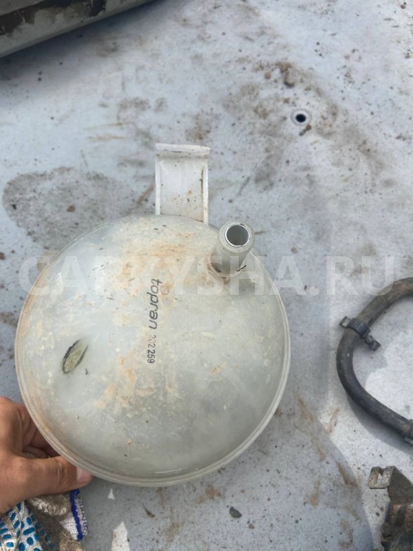 Бачок расширительный Opel Vita B (1995—2000) Opel Vita оригинальный номер 90467472