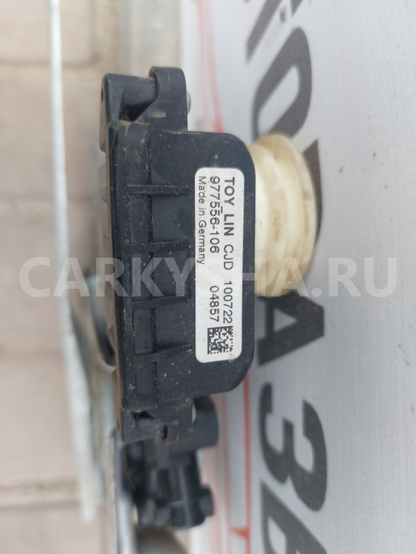 Стеклоподъемник задний левый Toyota Avensis T270 Toyota Avensis оригинальный номер 6984005130