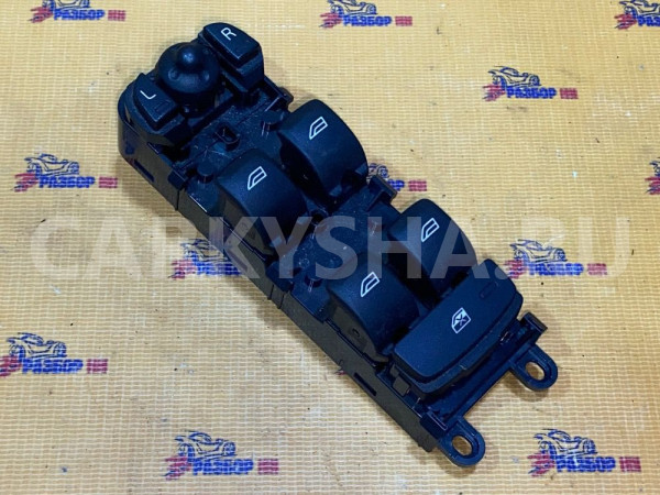 Блок управления стеклоподъемниками Land Rover Freelander II рестайлинг (2010—2012) Land Rover Freelander оригинальный номер LR013883