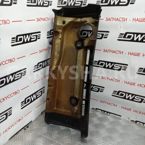 Декоративная крышка двигателя Toyota Avensis 