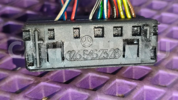 Разъем 1265452328 Mercedes-Benz W124. Mercedes-Benz W124 оригинальный номер 1265452328