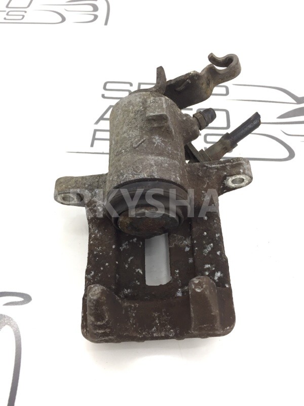 Суппорт задний правый Skoda Yeti 5L CBZB 2011 Skoda Yeti 