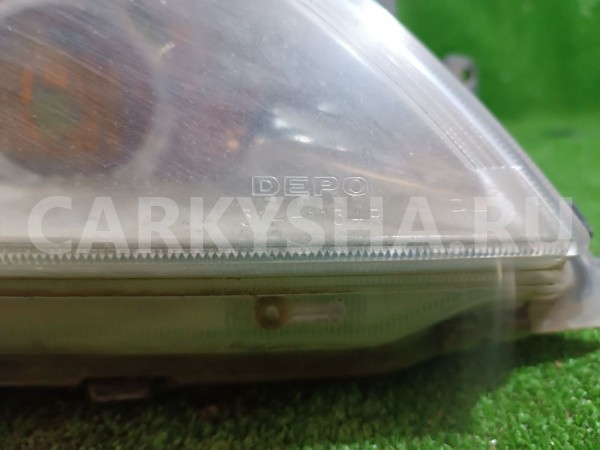 Фара правая Mitsubishi Lancer 