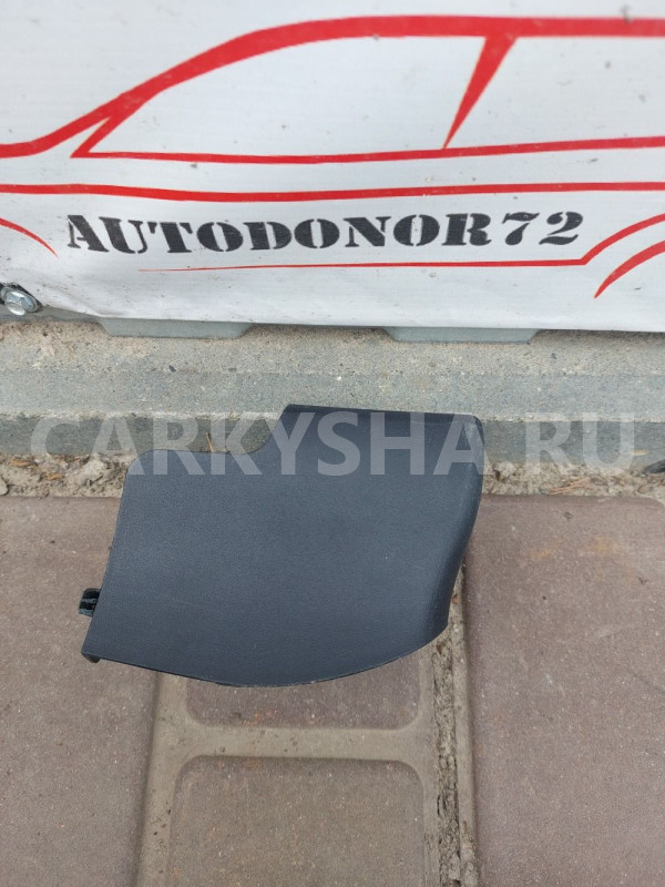 Заглушка крепления сиденья Toyota Avensis (T270) Toyota Avensis оригинальный номер 7215805050