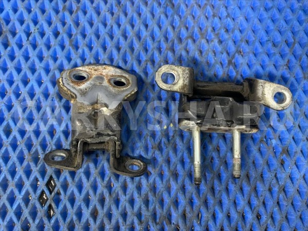 Петли двери зад. левые  Toyota Hilux 4Runner  2 Toyota 4runner оригинальный номер 68760-35010
