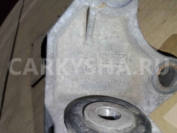 Кронштейн КПП Ford Focus III рестайлинг (2014—2019) Ford Focus оригинальный номер bv616p093ha