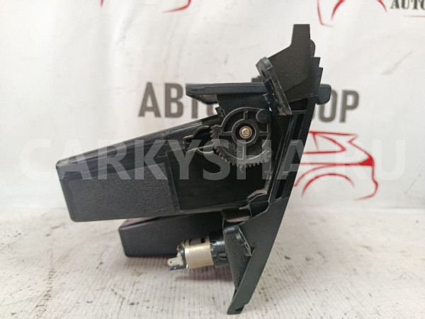 Ящик передней консоли Suzuki SX4 2006-2014 Suzuki SX4 оригинальный номер 7383080J10