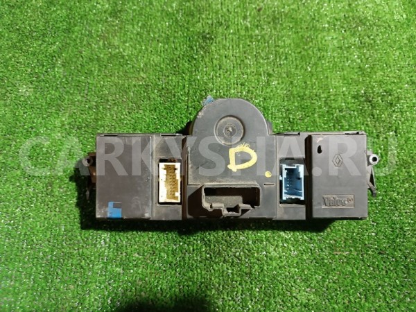 Блок управления отопителем Renault Megane 