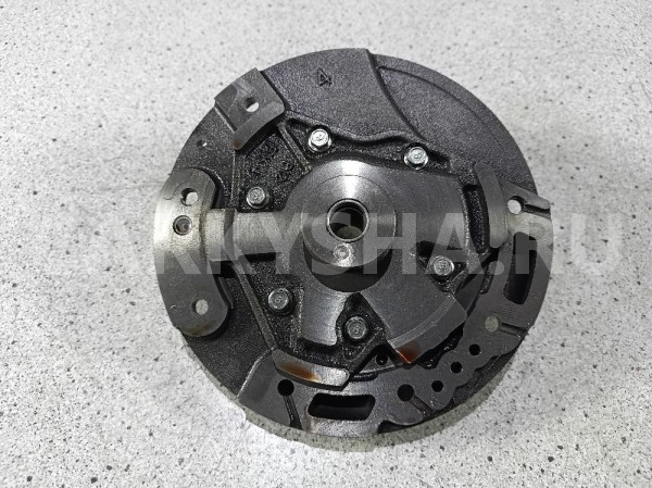 Насос масляный КПП Ford Fiesta Mk6 (2008—2013) Ford Fiesta оригинальный номер 5076094