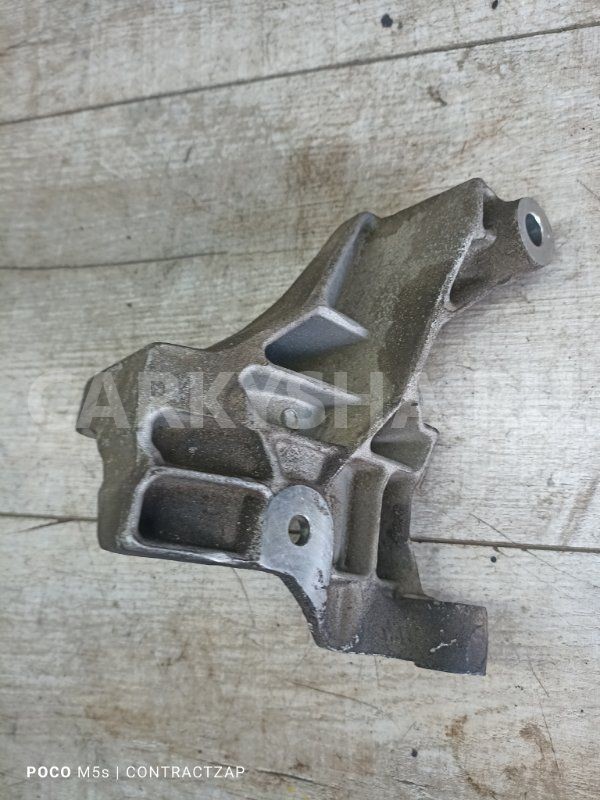 Кронштейн гидроусилителя руля Chevrolet Captiva I (2006—2011) Chevrolet Captiva оригинальный номер 96628776