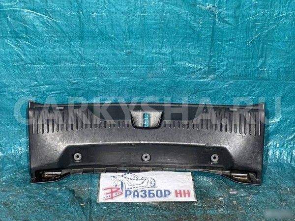 Обшивка задней панели Jaguar XF X250 Jaguar XF оригинальный номер C2Z3079 / 8X235445443AC