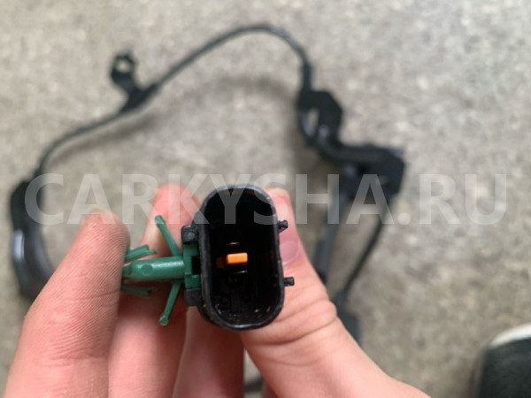 Датчик ABS передний левый Mitsubishi L200 06-15 Mitsubishi i оригинальный номер MBL10257373