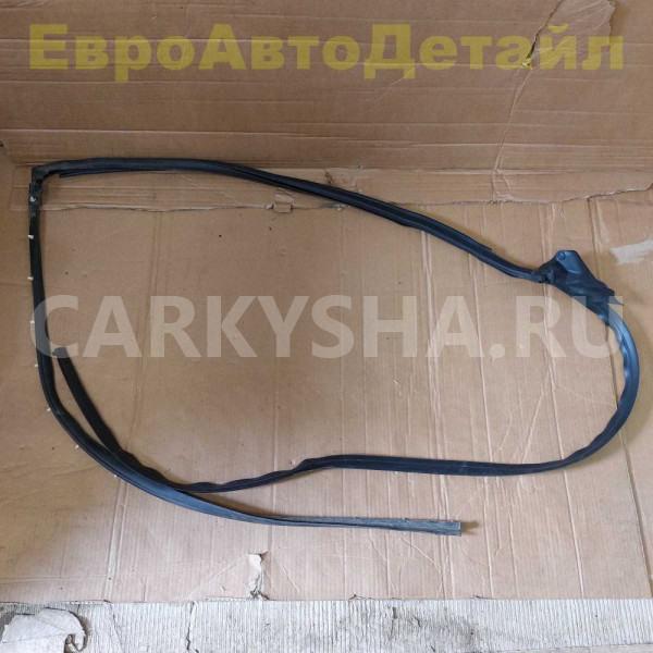 Уплотнитель передней двери Range Rover Sport L461 Land Rover Range Rover оригинальный номер LR189828