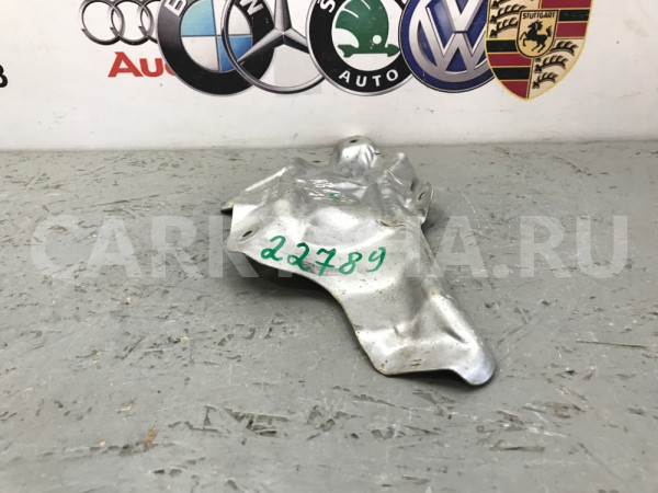 Тепловой экран Mercedes-Benz A250 2014 Mercedes-Benz A-klasse 