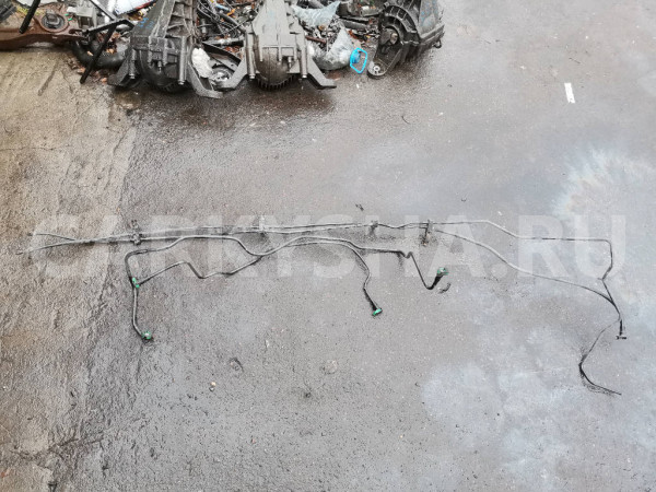Трубки топливные Mercedes-Benz A-класс W176 270.910 Mercedes-Benz A-klasse оригинальный номер A2464702664