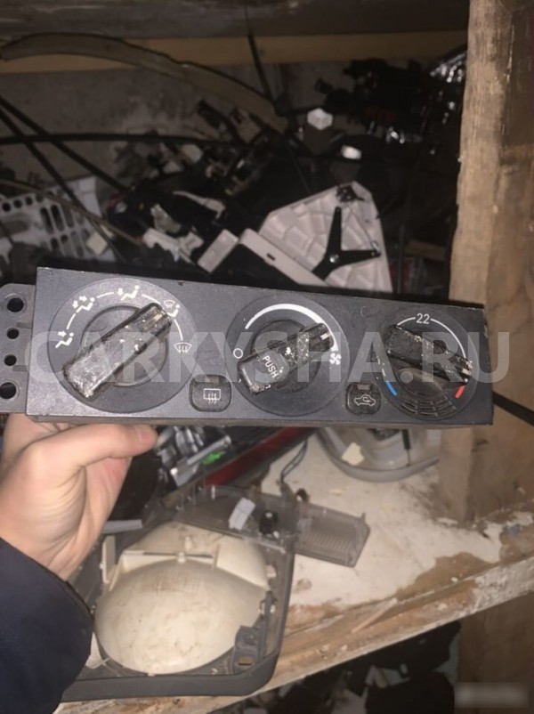 Блок управления печкой Mitsubishi Carisma I рестайлинг (1999—2004) Mitsubishi Carisma 