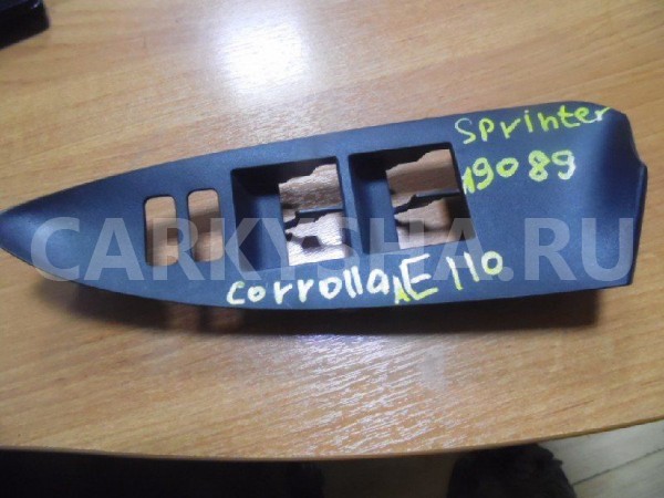 Накладка обшивки двери Toyota Sprinter E110 (1995—2000) Toyota Sprinter оригинальный номер 7423112240B2