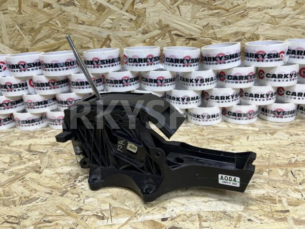 Селектор АКПП Toyota Fortuner II Рестайлинг оригинальный номер 33550-0K190