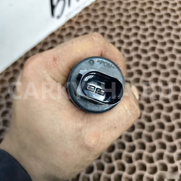 Насос омывателя фар BMW X1 оригинальный номер 67 63 7 217 792