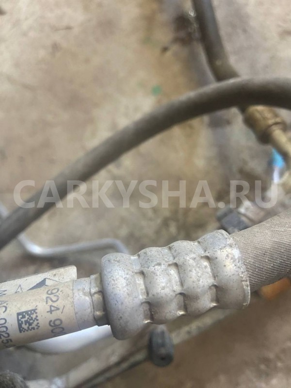 Трубка кондиционера Renault Kaptur I (2016—2020) Renault 16 оригинальный номер 924900703r