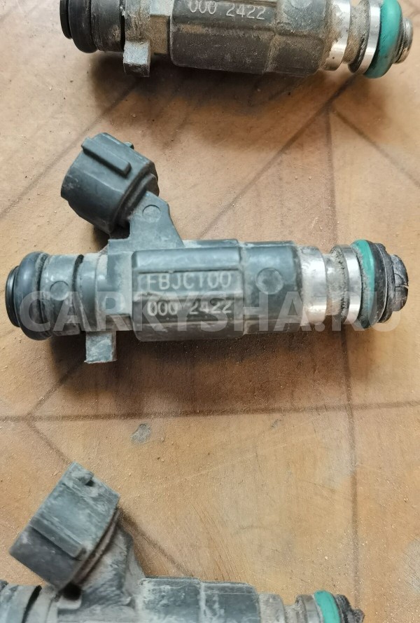 Форсунка инжекторная электрическая Nissan Primera 