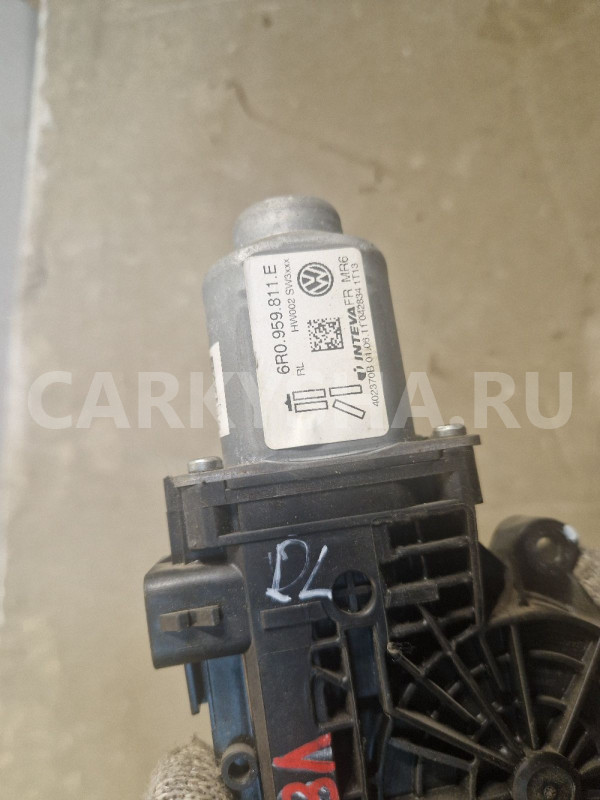 Моторчик задний левый Volkswagen polo 5 Volkswagen Polo оригинальный номер 6R0959811S