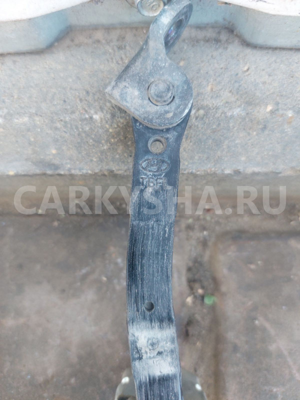 Ограничитель двери передней правой Hyundai Getz Hyundai Getz оригинальный номер 793901C000