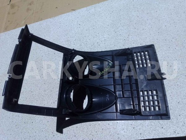 Накладка торпедо Nissan Qashqai I рестайлинг (2010—2013) Nissan Qashqai оригинальный номер p10381a77100