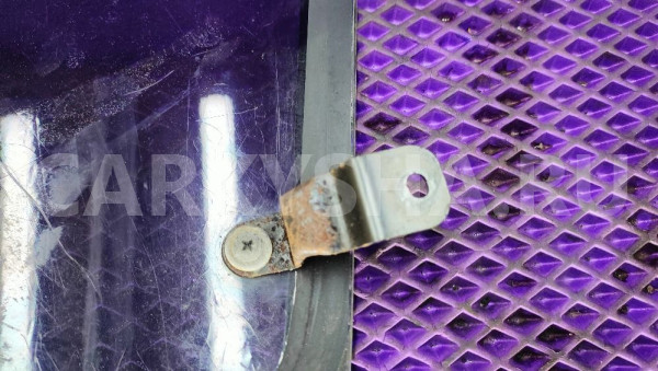 Форточка левая Nissan Terrano WD21 TD27T Nissan Terrano 