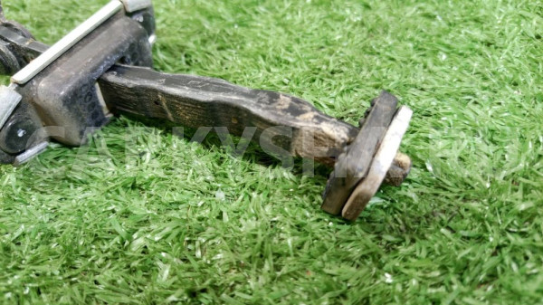 Ограничитель двери (фиксатор) Kia Soul II (2013—2016) Kia Soul оригинальный номер 79390B2000