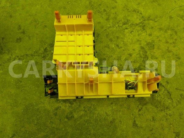 Блок управления климат-контролем Toyota Wish оригинальный номер 55431-68010