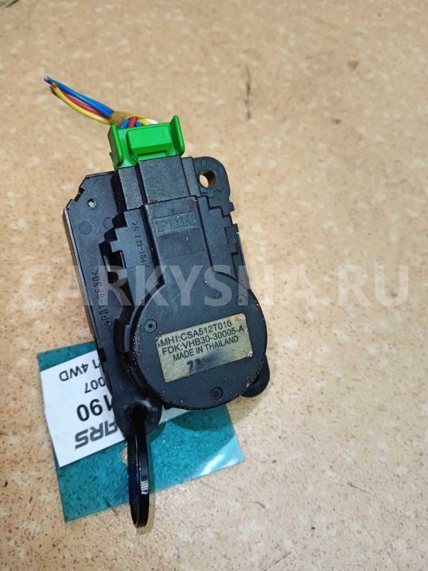 Название детали Сервопривод заслонок печки Модель Peugeot 4007 Peugeot 4007 оригинальный номер 647902