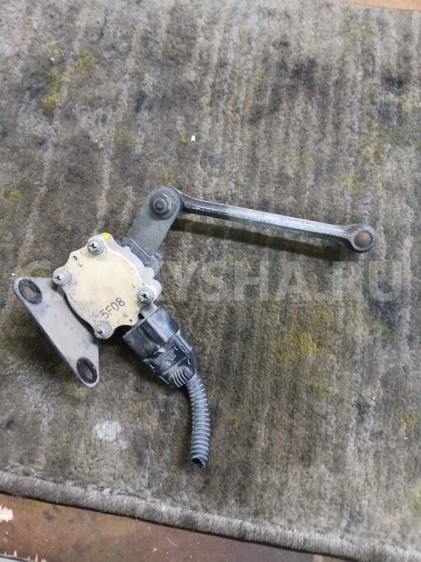 Датчик высоты дорожного просвета Toyota Avensis 