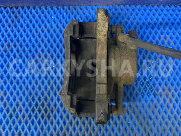 Суппорт передний правый Toyota Hiace Xh10 Toyota HiAce оригинальный номер 4773026122