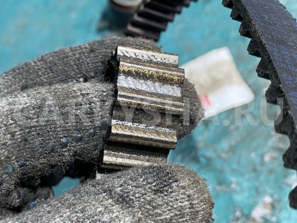 ролик натяжитель ремня тнвд Jaguar XF I Jaguar XF оригинальный номер C2D7052