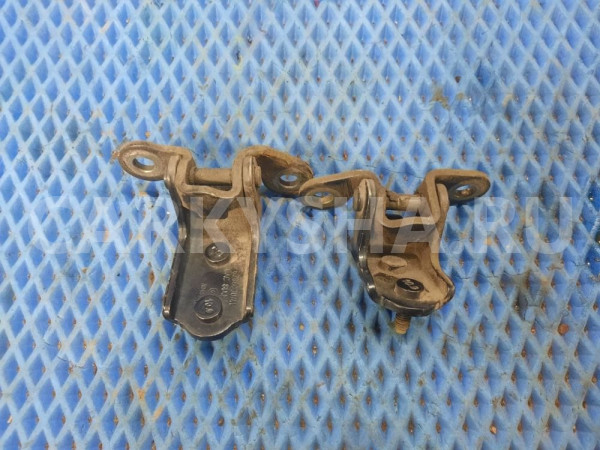 Петля двери задней левой пара Chery Tiggo T11 Chery Tiggo (T11) оригинальный номер T116206010DY