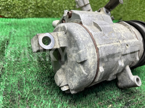 Компрессор кондиционера Lexus GX470 2002-2009 883206A111 Lexus GX 