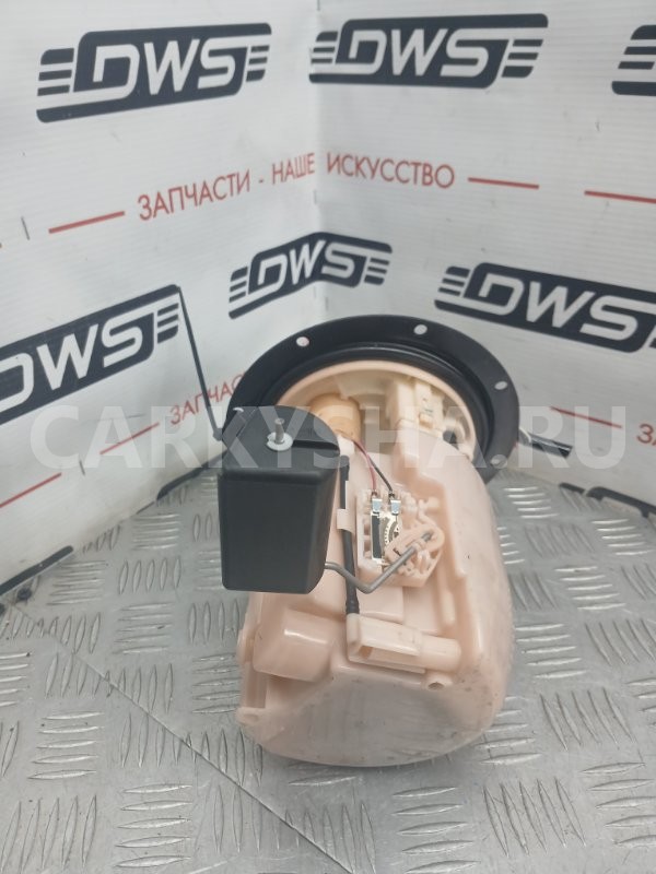 Насос топливный Toyota Sienta 