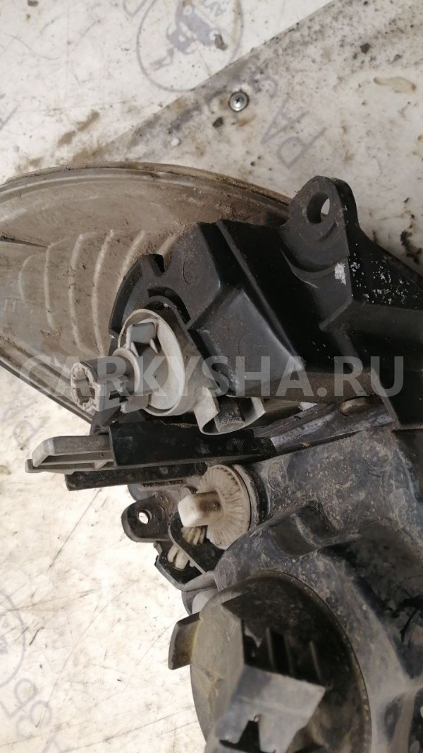Фара правая Nissan Almera N16 Nissan Almera оригинальный номер 26010BN025