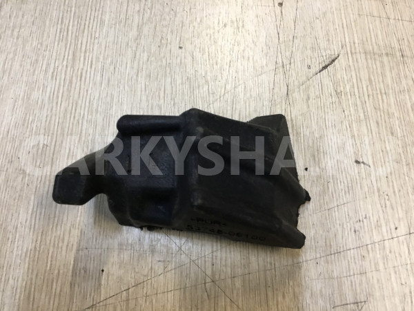 Уплотнение грязевого щитка левое Toyota Camry VIII (XV70) оригинальный номер 53748-06100