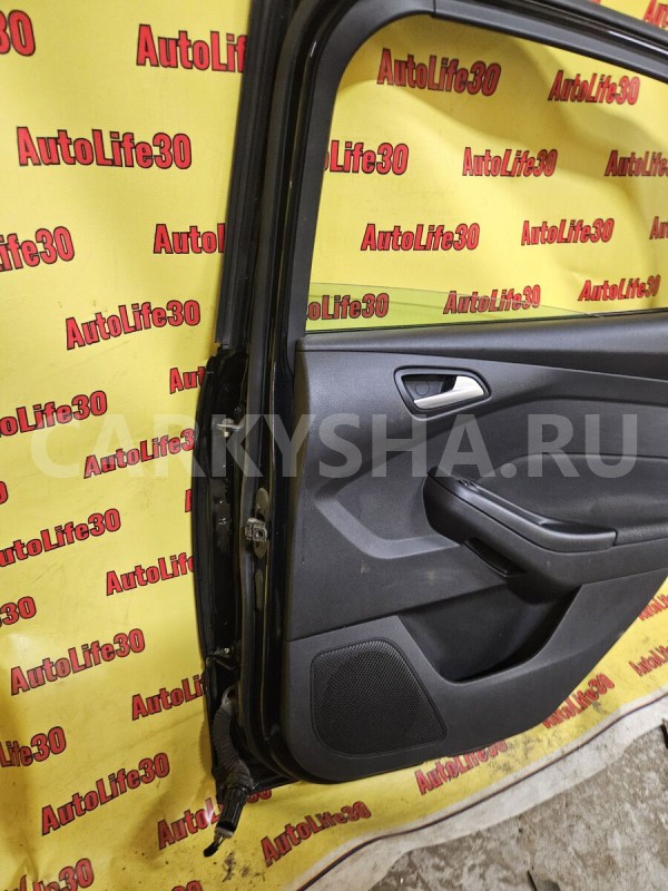Дверь задняя правая Ford Focus 