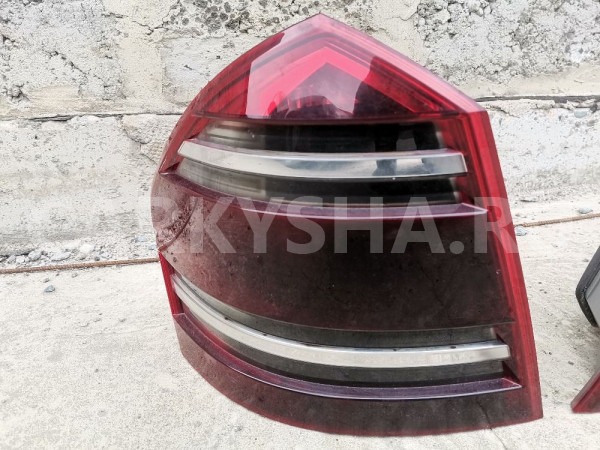 Фонарь задний Mercedes-Benz GL-класс X164 (2006—2009) Mercedes-Benz G-klasse оригинальный номер A1648204264